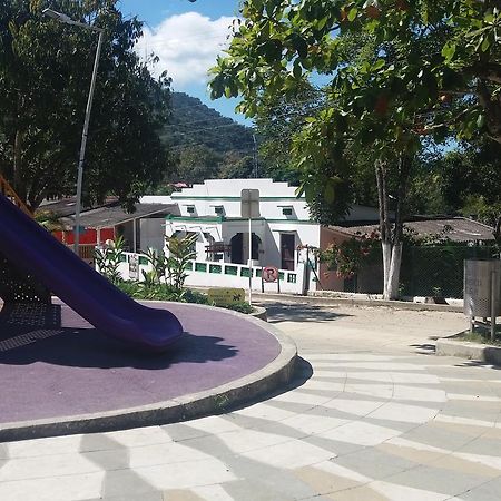 Hostel Villa Silvia มินกา ภายนอก รูปภาพ