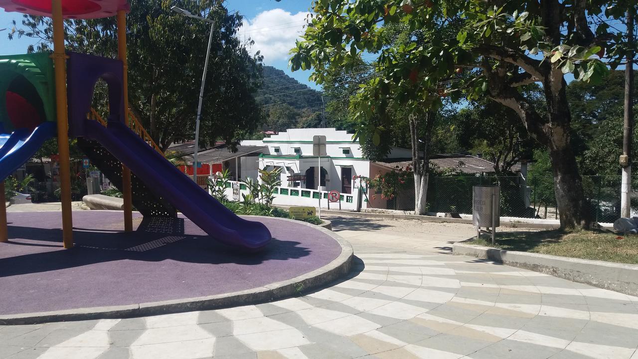Hostel Villa Silvia มินกา ภายนอก รูปภาพ